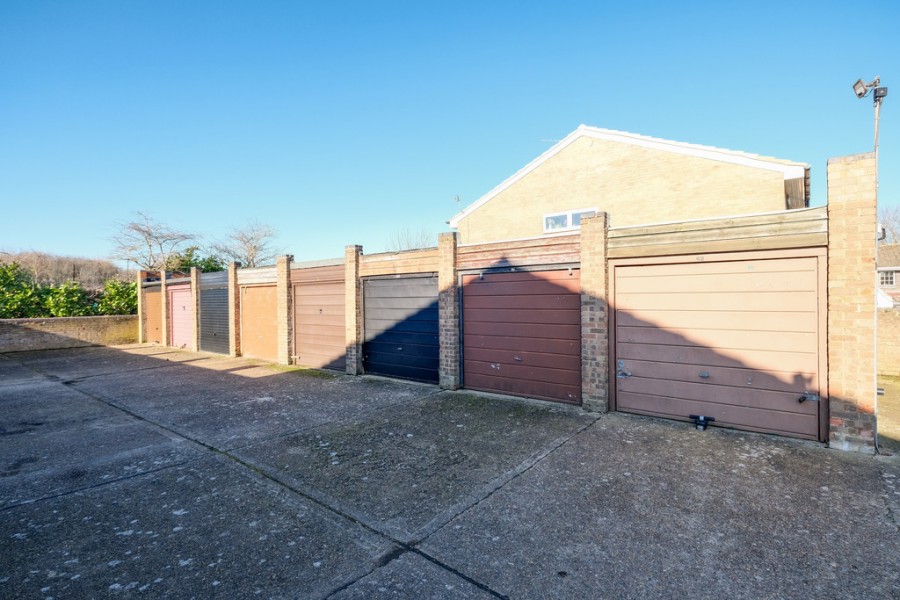 Images for Glendower Crescent, Orpington EAID:11e514c9f7e99906cb8dd0ceb0e9edcf BID:1