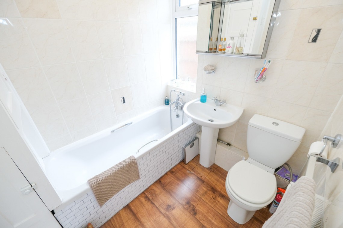 Images for Lancing Road, Orpington EAID:11e514c9f7e99906cb8dd0ceb0e9edcf BID:1