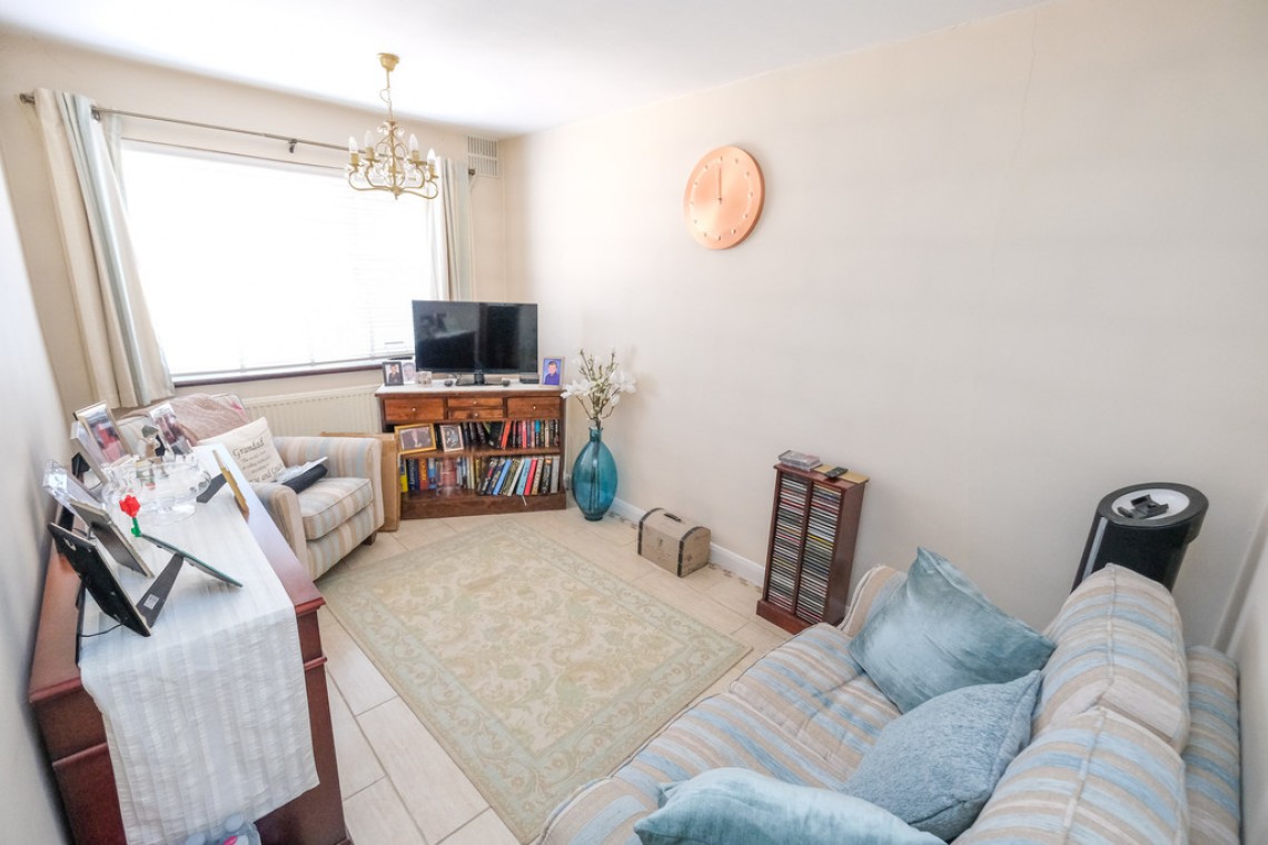 Images for Rookesley Road, Orpington EAID:11e514c9f7e99906cb8dd0ceb0e9edcf BID:1