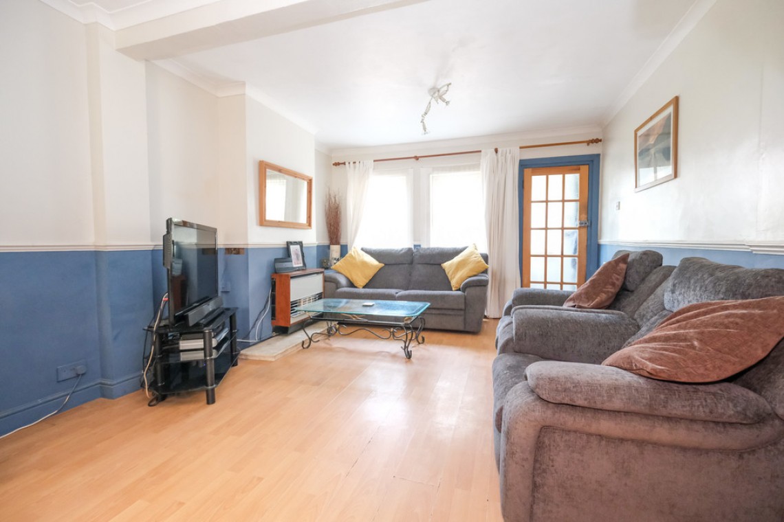 Images for Meadow View, Orpington EAID:11e514c9f7e99906cb8dd0ceb0e9edcf BID:1