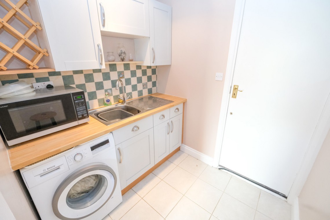 Images for Sherlies Avenue, Orpington EAID:11e514c9f7e99906cb8dd0ceb0e9edcf BID:1