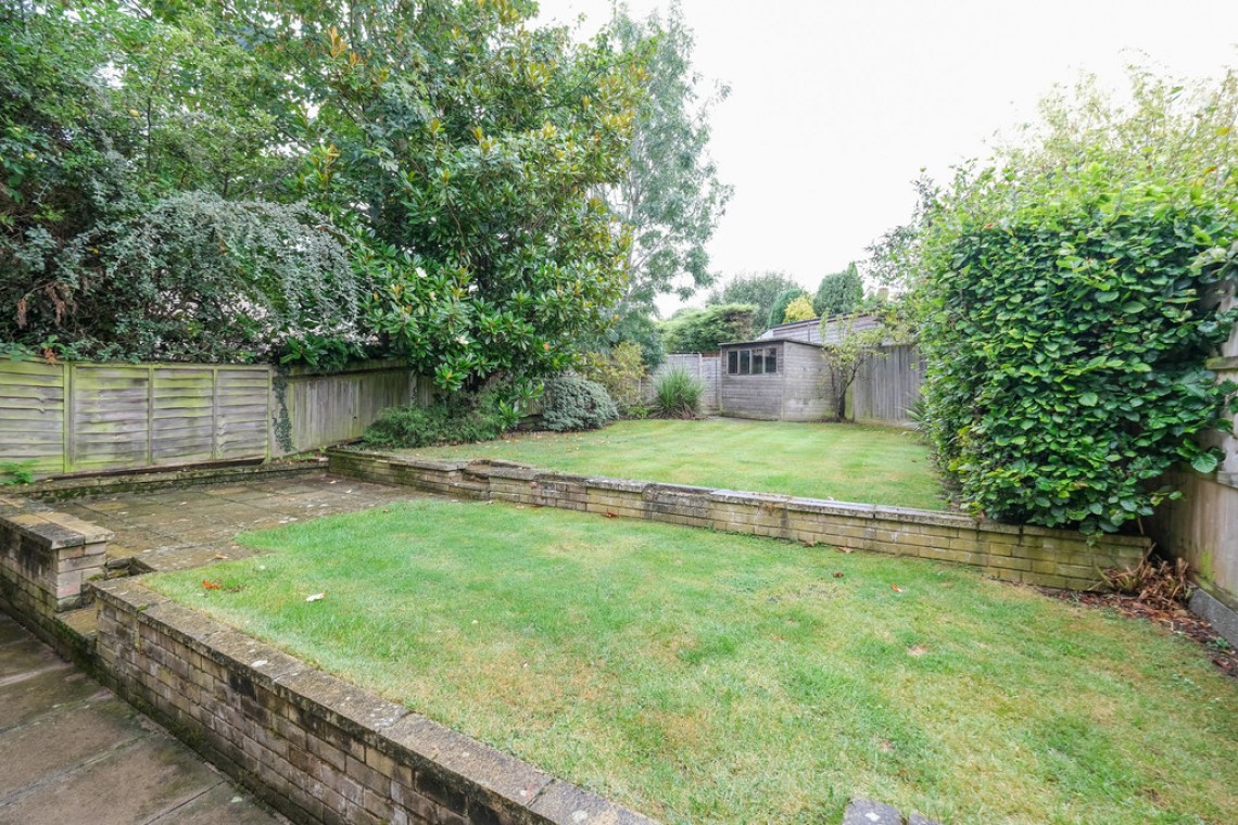 Images for Arne Grove, Orpington EAID:11e514c9f7e99906cb8dd0ceb0e9edcf BID:1