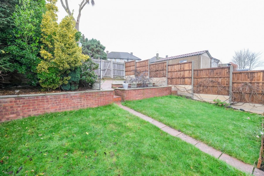 Images for Chipperfield Road, Orpington EAID:11e514c9f7e99906cb8dd0ceb0e9edcf BID:1