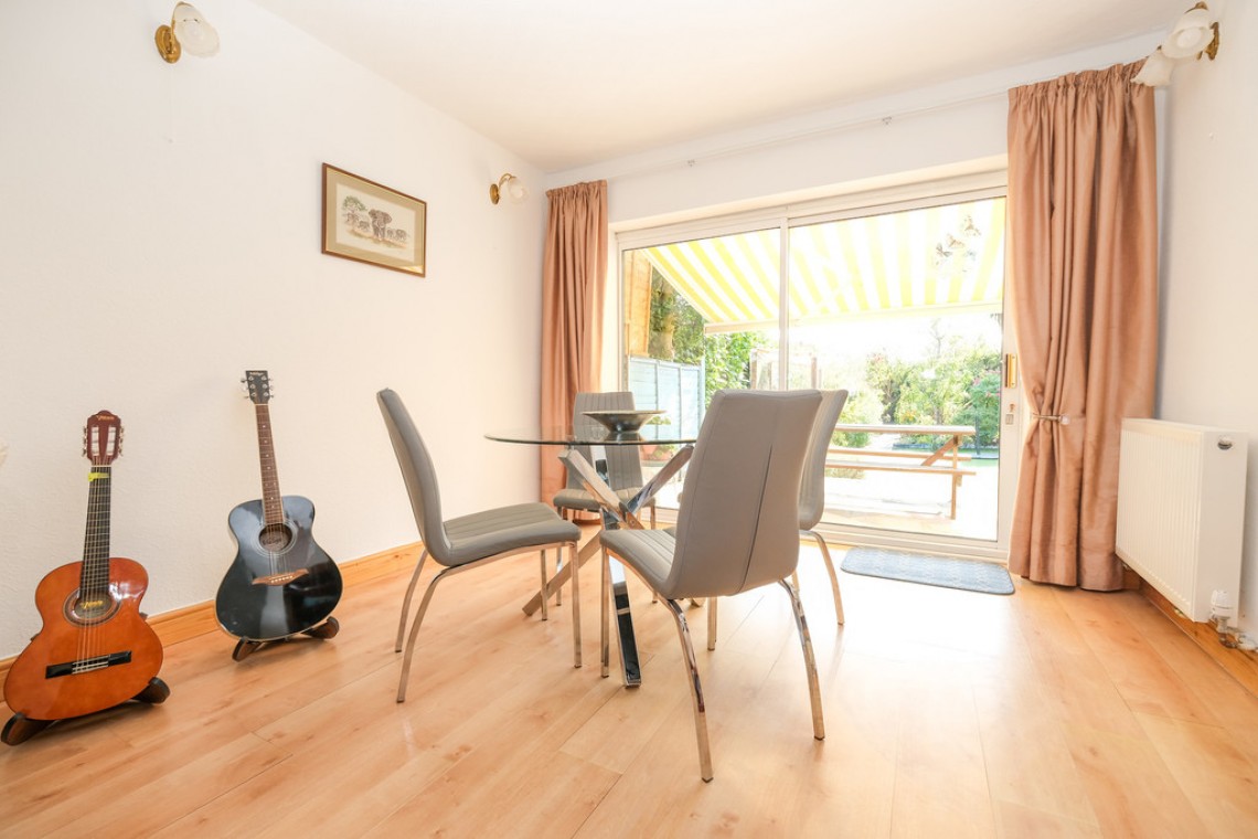 Images for Friar Road, Orpington EAID:11e514c9f7e99906cb8dd0ceb0e9edcf BID:1