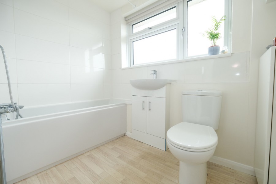 Images for Cowden Road, Orpington EAID:11e514c9f7e99906cb8dd0ceb0e9edcf BID:1