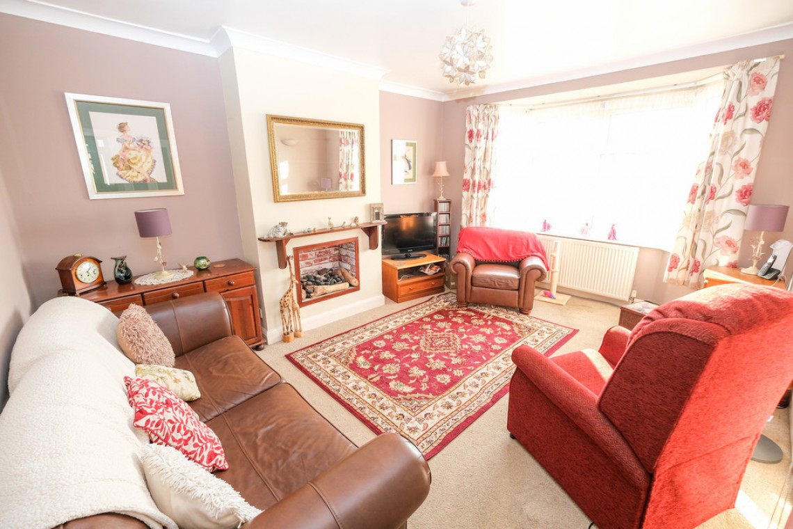 Images for Kynaston Road, Orpington EAID:11e514c9f7e99906cb8dd0ceb0e9edcf BID:1