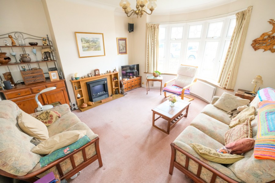 Images for Lancing Road, Orpington EAID:11e514c9f7e99906cb8dd0ceb0e9edcf BID:1