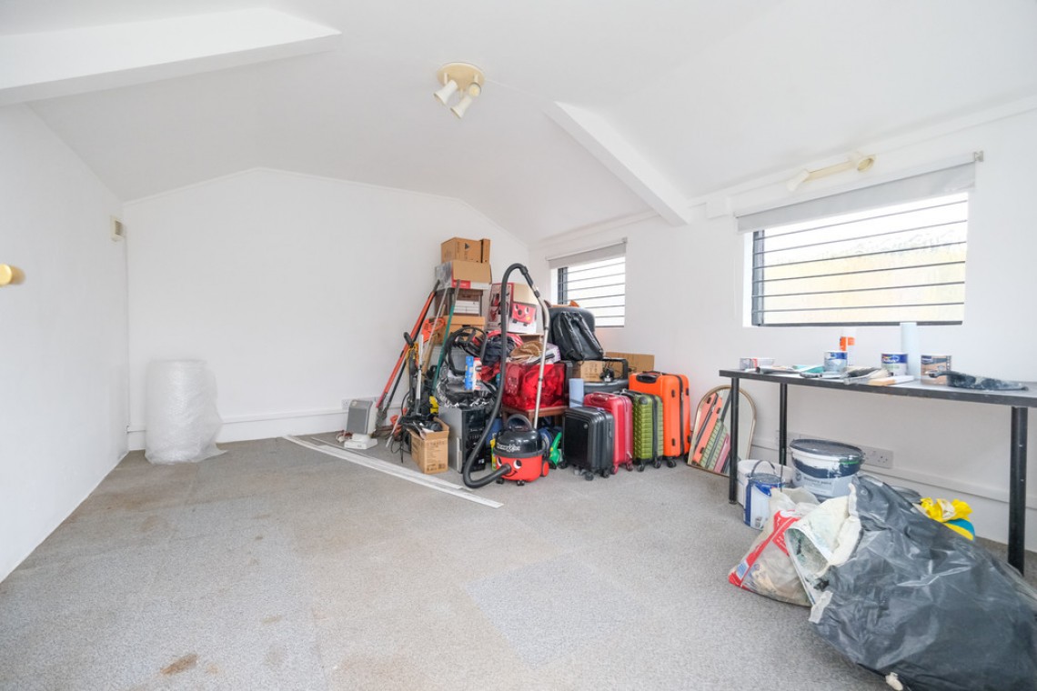 Images for Crofton Road, Orpington EAID:11e514c9f7e99906cb8dd0ceb0e9edcf BID:1