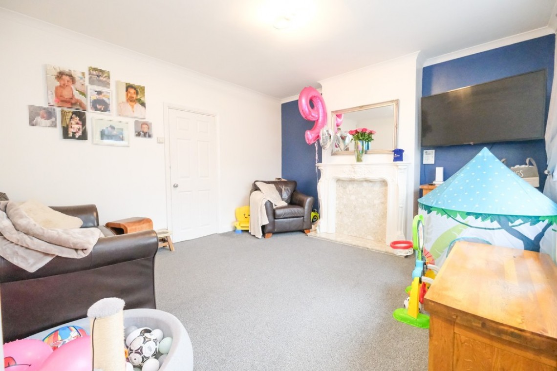 Images for Broom Avenue, Orpington EAID:11e514c9f7e99906cb8dd0ceb0e9edcf BID:1