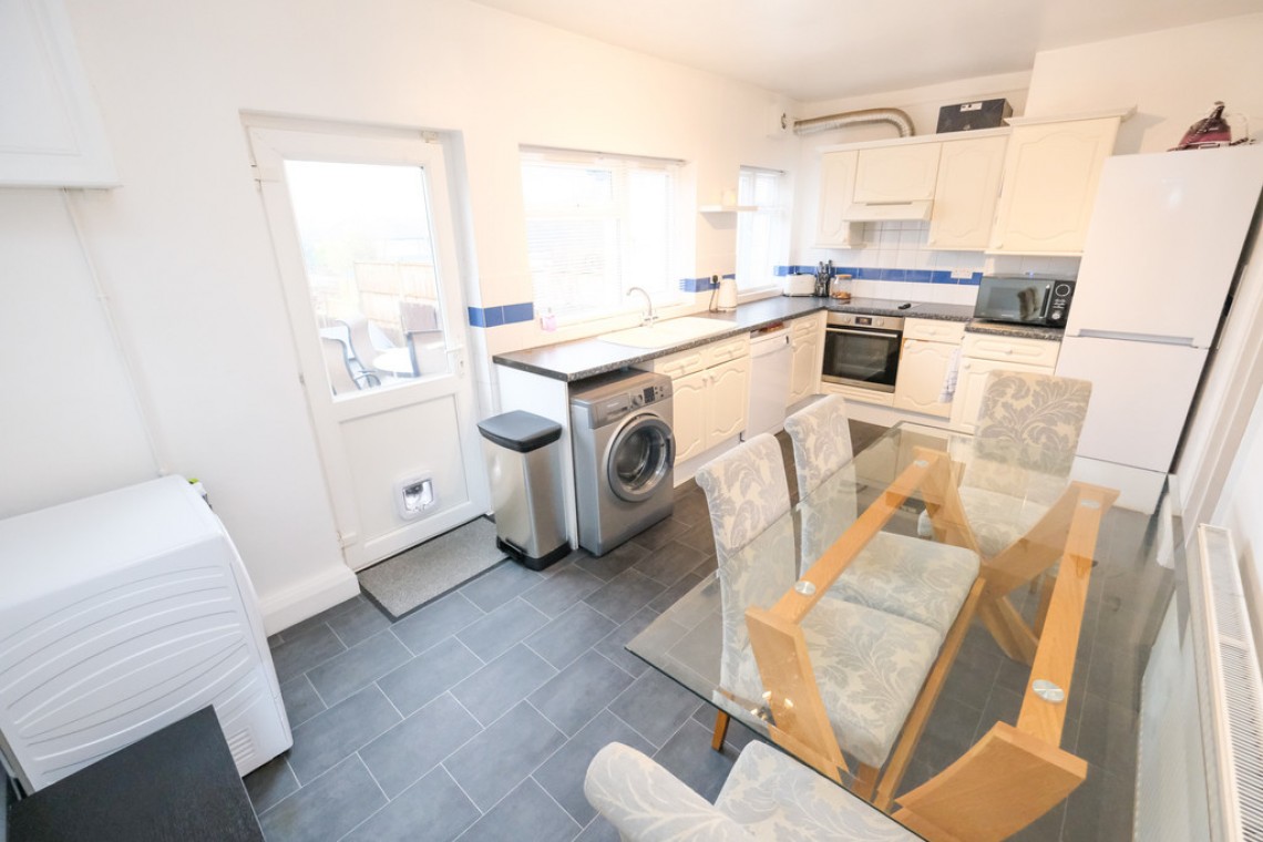 Images for Broom Avenue, Orpington EAID:11e514c9f7e99906cb8dd0ceb0e9edcf BID:1